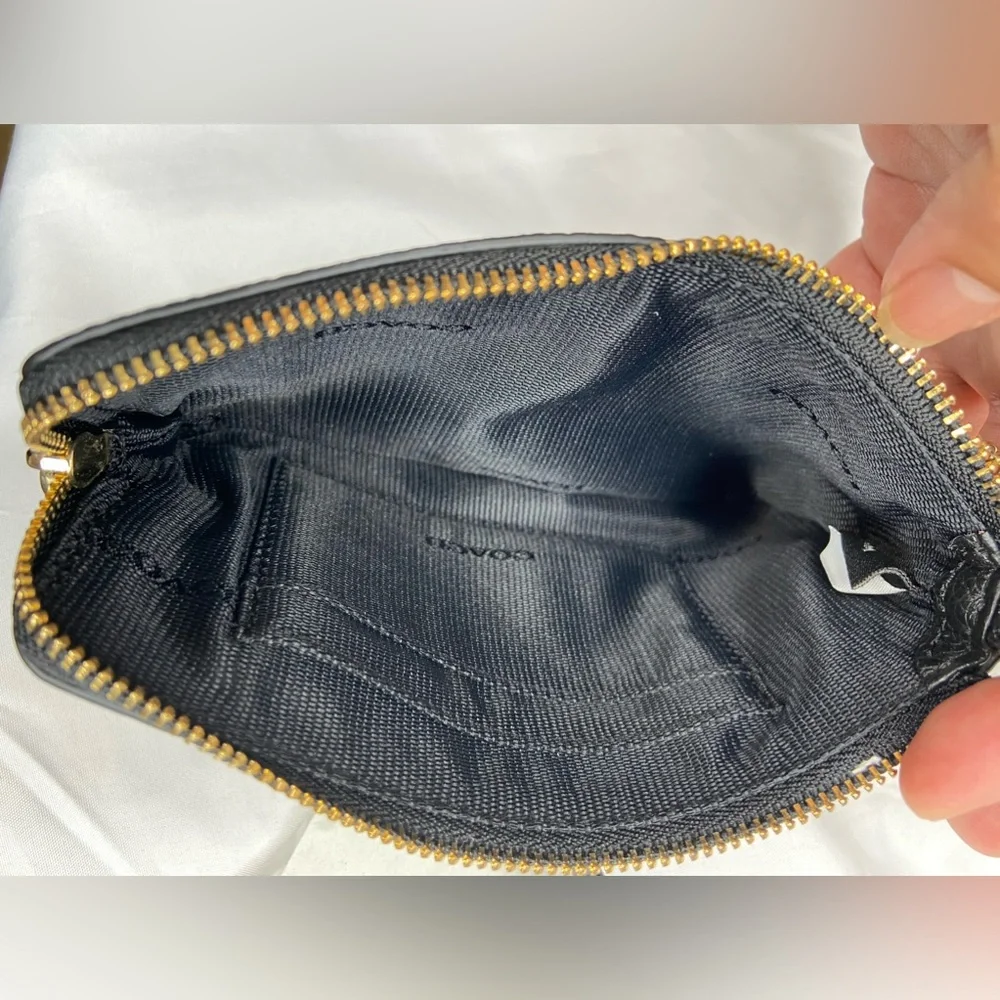 Coach Black Single Wristlet Wallet NWT - Picture 3 of 3
